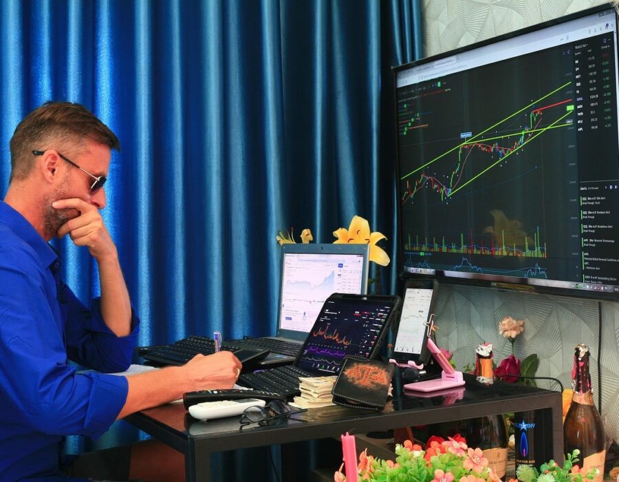 stocks-6493440_1280